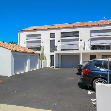 Neuf, 150m De La Grande Plage, Parking, Proche Commerces *