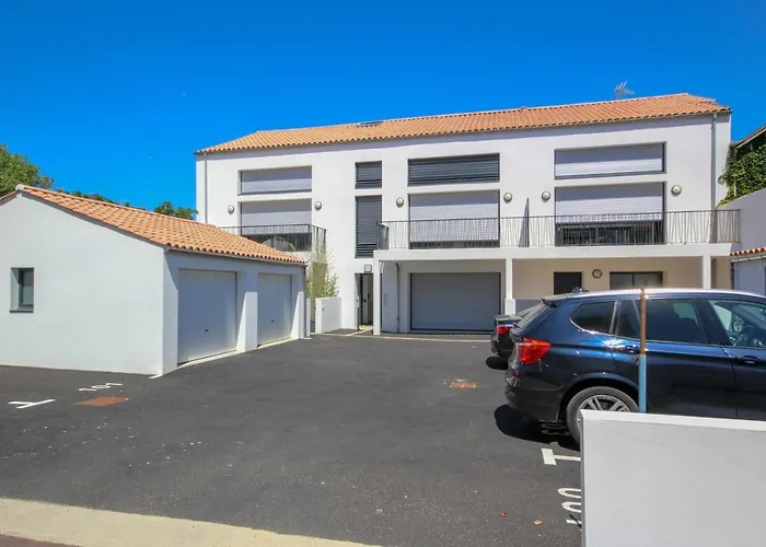 Neuf, 150m De La Grande Plage, Parking, Proche Commerces *